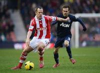 ผีแดง แมนฯ ยูไนเต็ดบุกพ่ายสโตค 1-2